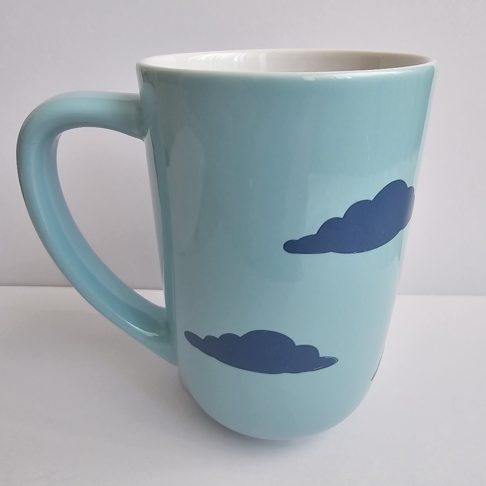 Sky Blue Mug With Cloud Pattern Design - Picture 3 of 8